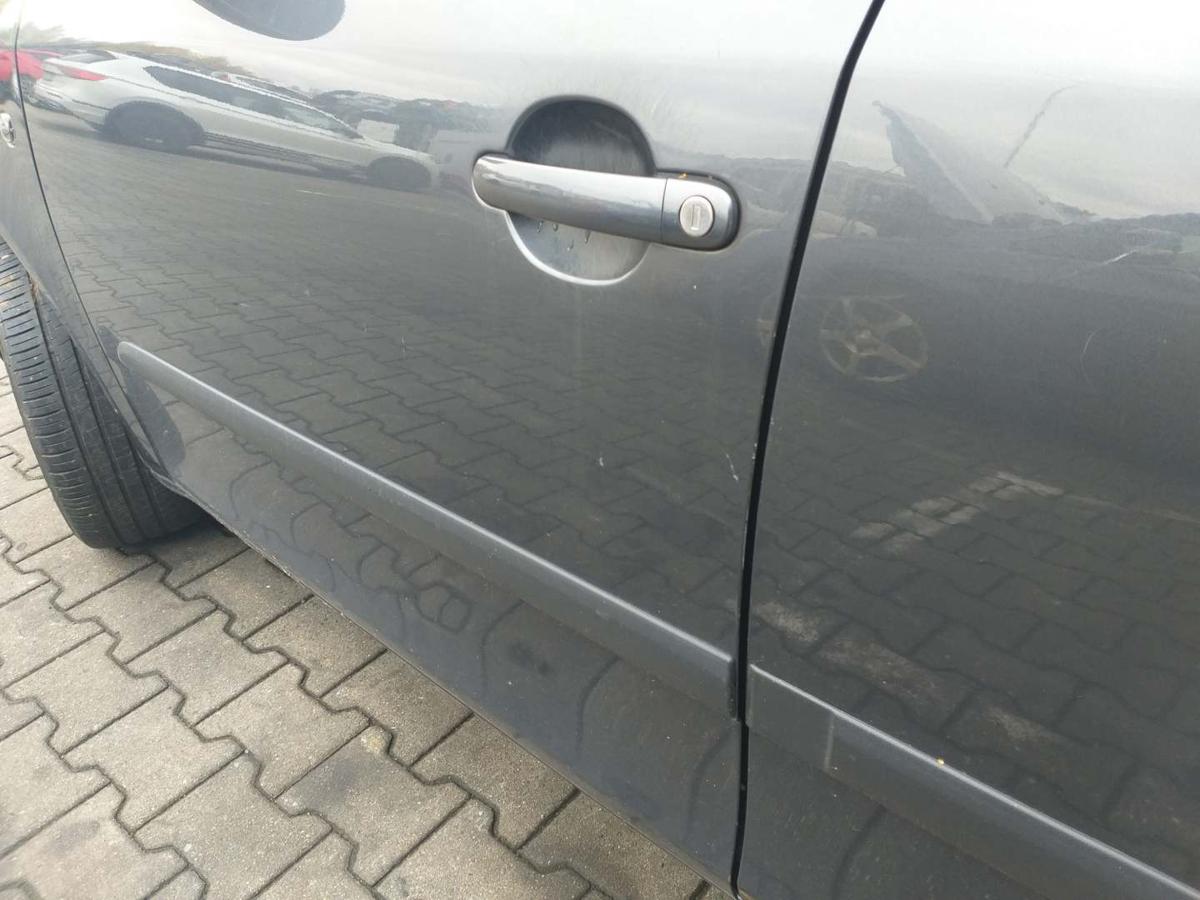 Skoda Fabia 2 5J original Tür vorn links LF8J Anthrazitgrau Rohbau Bj.2009